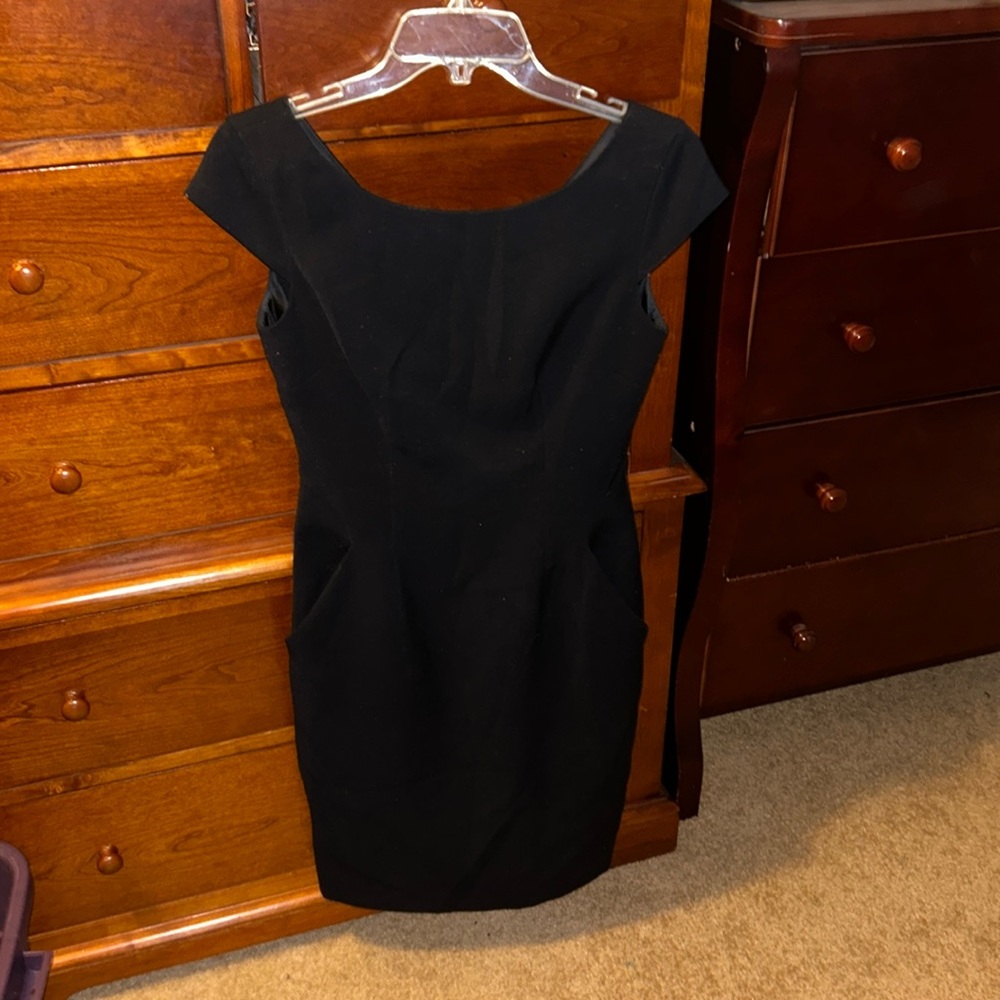 Crepe midi dress with pockets